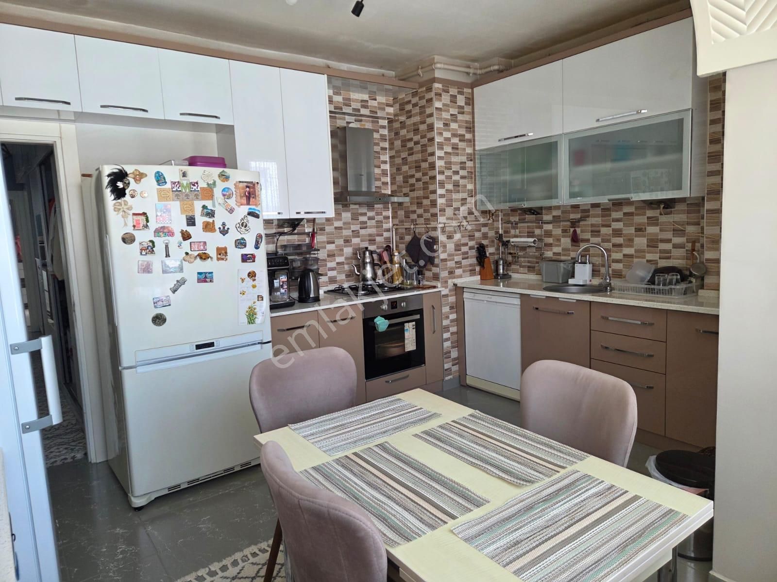 Fatih Mah. Prof.dr.orhan Oğuz Cd. Yakın Satılık 3+1 Daire - Görsel 3