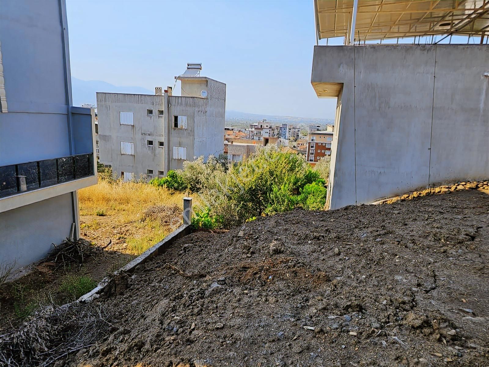 Kemalpaşa Örende Satılık Konut İmarlı Arsa