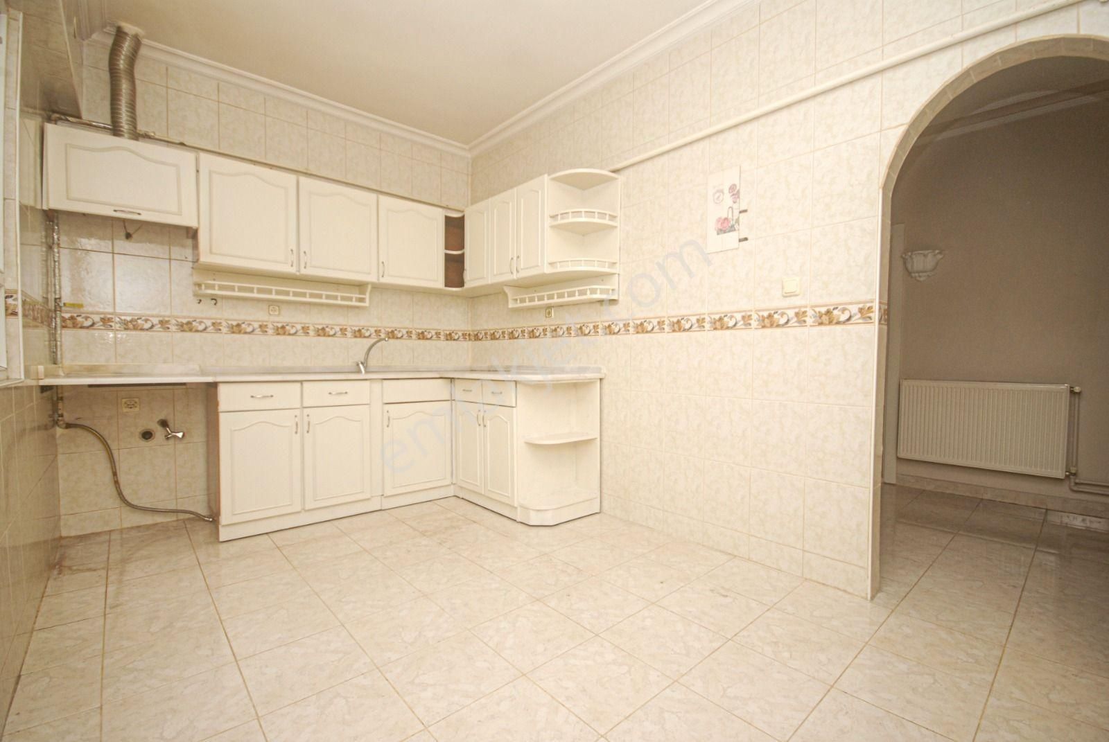 Keçiören Çiçekli Mahallesinde Kiralık 3+1 Daire - Görsel 9