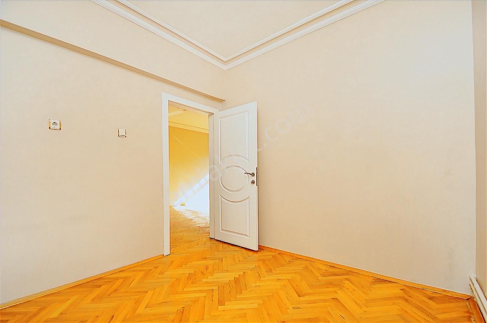 Keçiören Çiçekli Mahallesinde Kiralık 3+1 Daire - Görsel 15