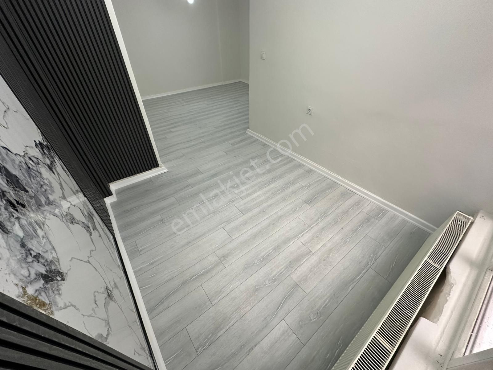 Neon Dan Etlikte Kotta Altında Daire Var Satılık Yapılı Masrafsız - Görsel 16