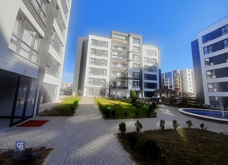 Gimsa Avm Yanında Meydan Ada Sitesinde 2+1 Yapılı Satılık Daire - Görsel 22