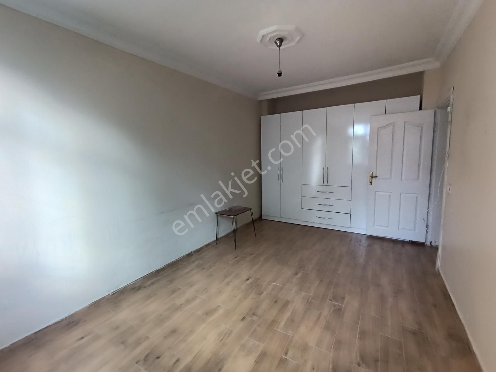 Hürriyet Mahallesi 1+1 Kiralık Daire - Görsel 24