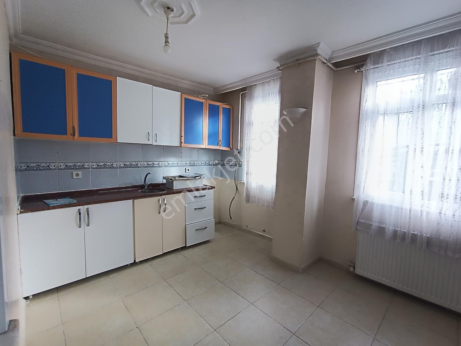 Hürriyet Mahallesi 1+1 Kiralık Daire - Görsel 31