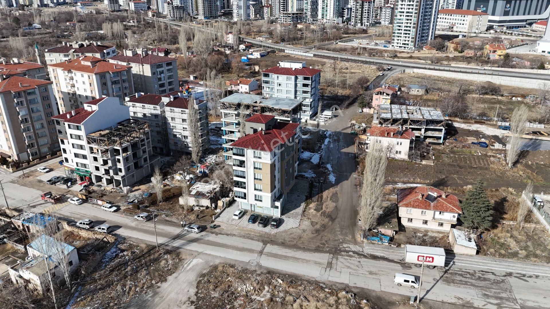 E.gökal Selçuk Salı Pazarı 1+1 Full Yapılı Lüks Daire Araç Takas - Görsel 15