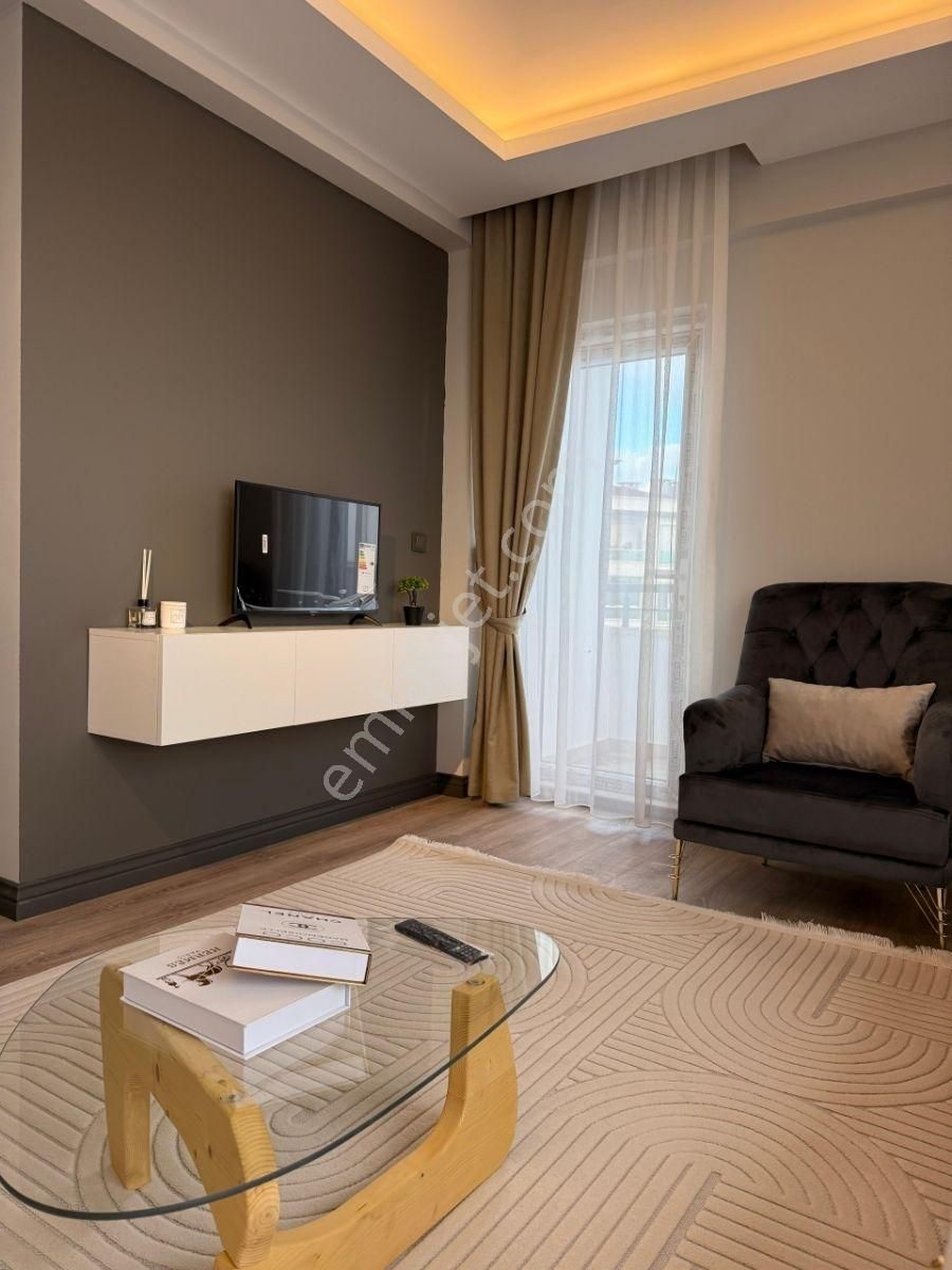 Körfezde Tranwaya Yakın 1+1 Daireler - Görsel 3