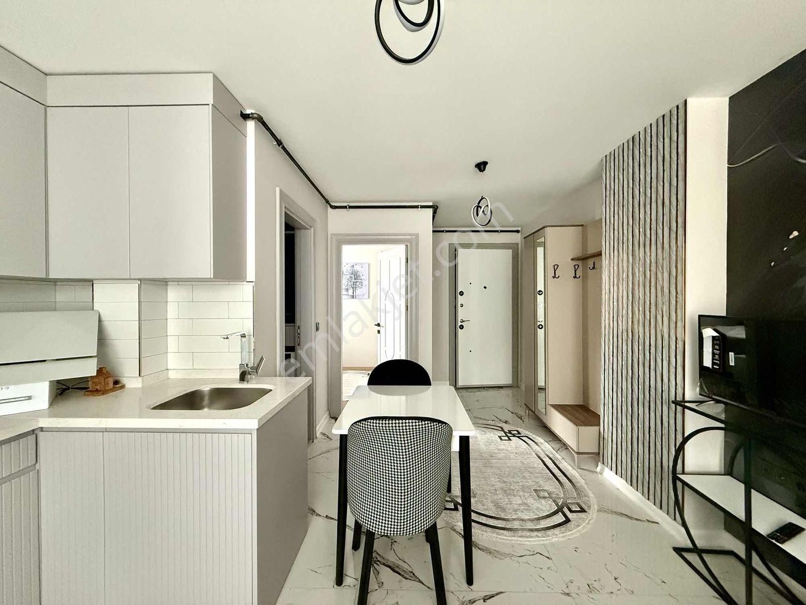 Truva//selim Dağhan'dan Sahile Yürüme Mesafesinde Eşyalı 1+1 - Görsel 3