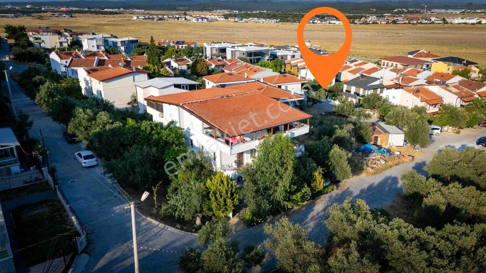 Route 10'dan Sarımsaklı'nın En Nezih Bölgesinde Satılık Arsa - Görsel 3