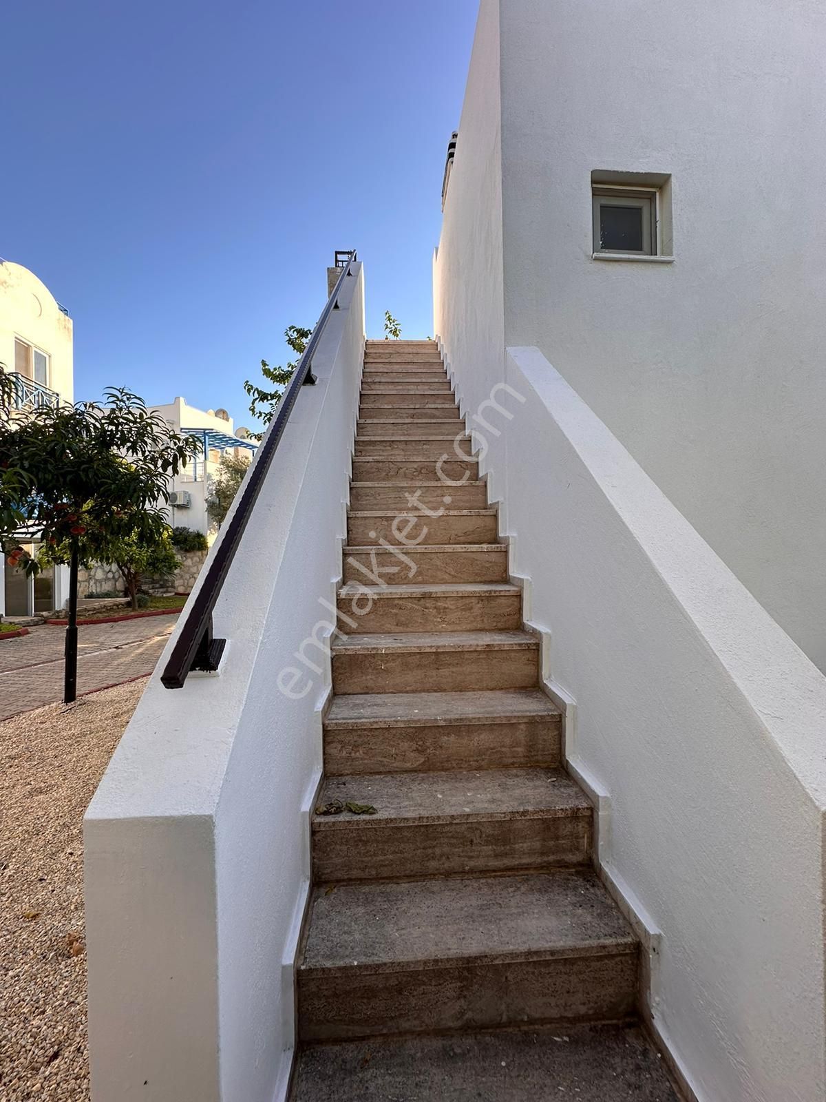 Denize 200 Metre Tek Müstakil 3+1 Villa... - Görsel 33