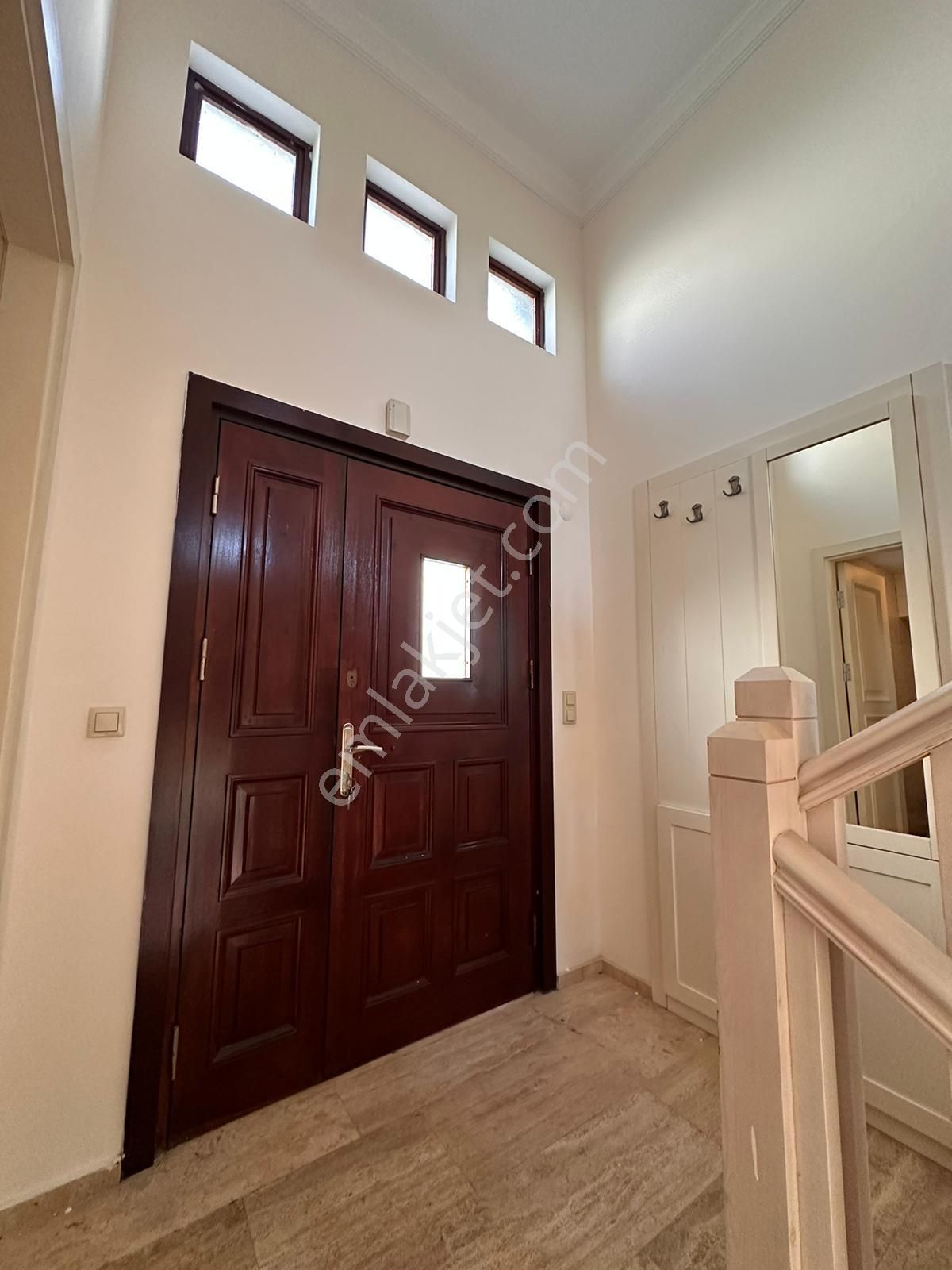 Denize 200 Metre Tek Müstakil 3+1 Villa... - Görsel 12