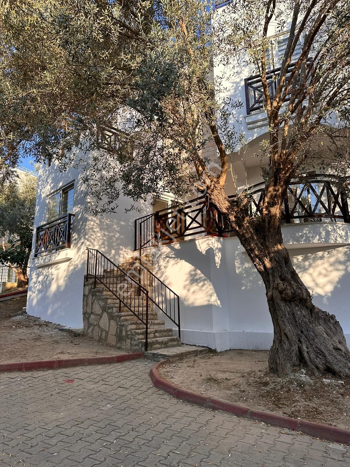 Denize 200 Metre Tek Müstakil 3+1 Villa... - Görsel 9