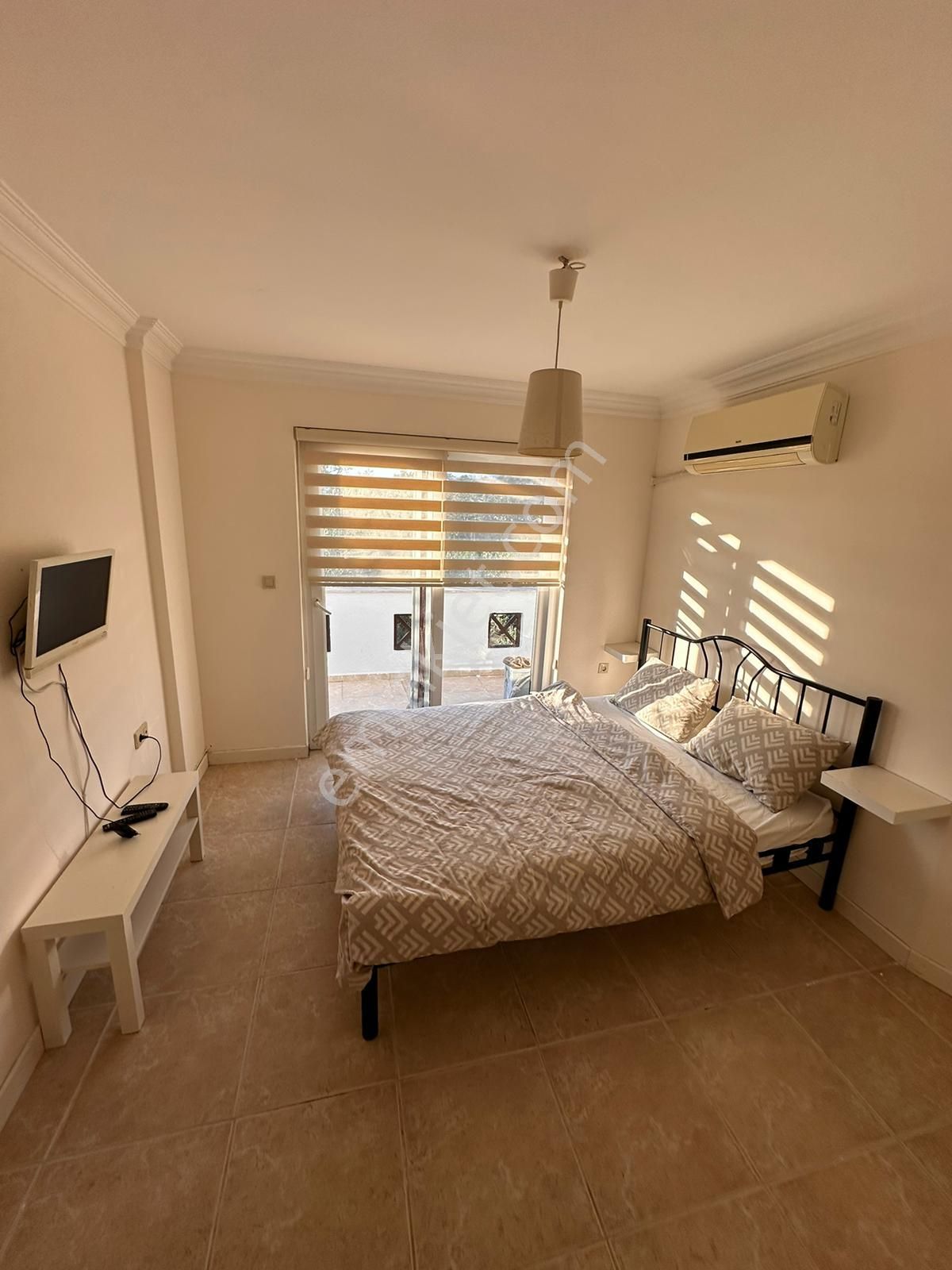 Denize 200 Metre Tek Müstakil 3+1 Villa... - Görsel 27