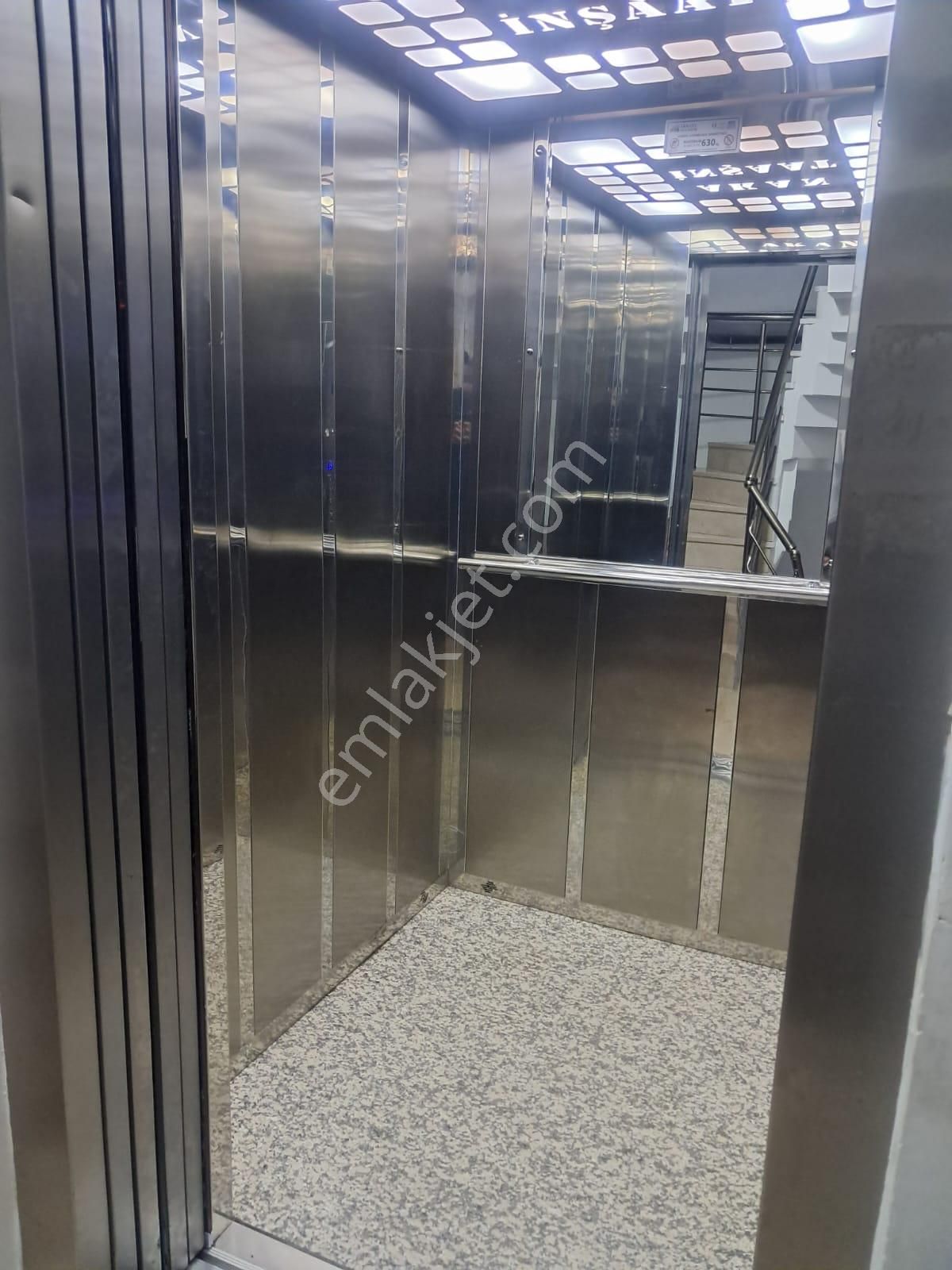 İki Daire Özellikli - Teraslı+balkonlu - Karanlık Odasız - 3+2 Dubleks - Görsel 4