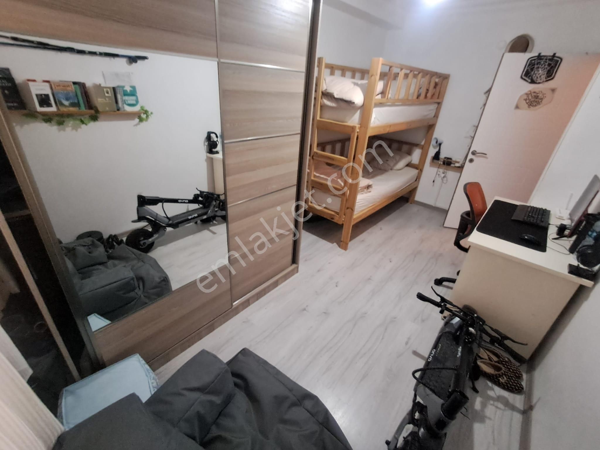 İki Daire Özellikli - Teraslı+balkonlu - Karanlık Odasız - 3+2 Dubleks - Görsel 15