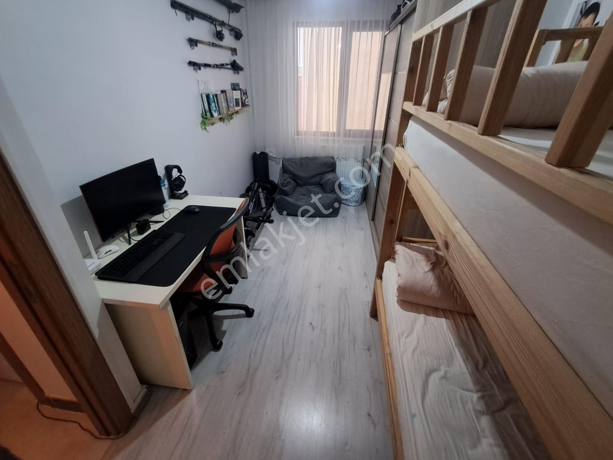 İki Daire Özellikli - Teraslı+balkonlu - Karanlık Odasız - 3+2 Dubleks - Görsel 16