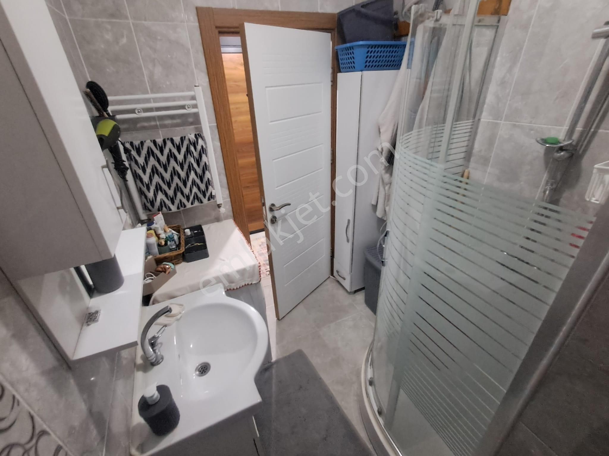 İki Daire Özellikli - Teraslı+balkonlu - Karanlık Odasız - 3+2 Dubleks - Görsel 33