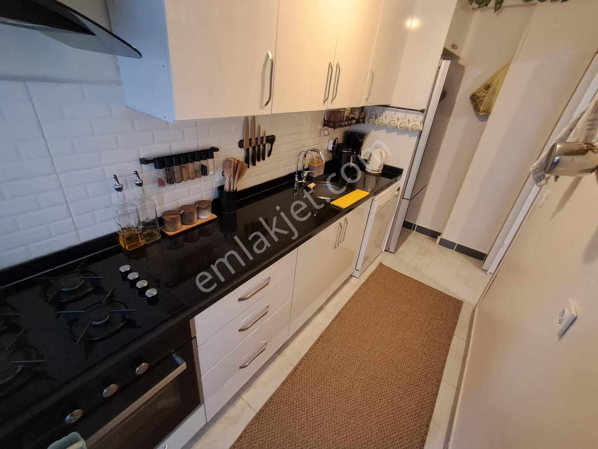 İki Daire Özellikli - Teraslı+balkonlu - Karanlık Odasız - 3+2 Dubleks