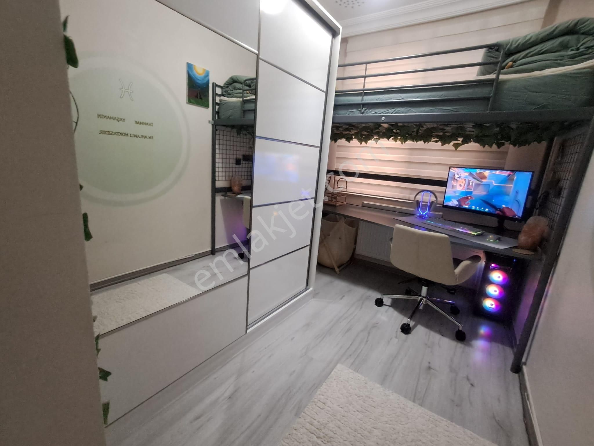 İki Daire Özellikli - Teraslı+balkonlu - Karanlık Odasız - 3+2 Dubleks - Görsel 35