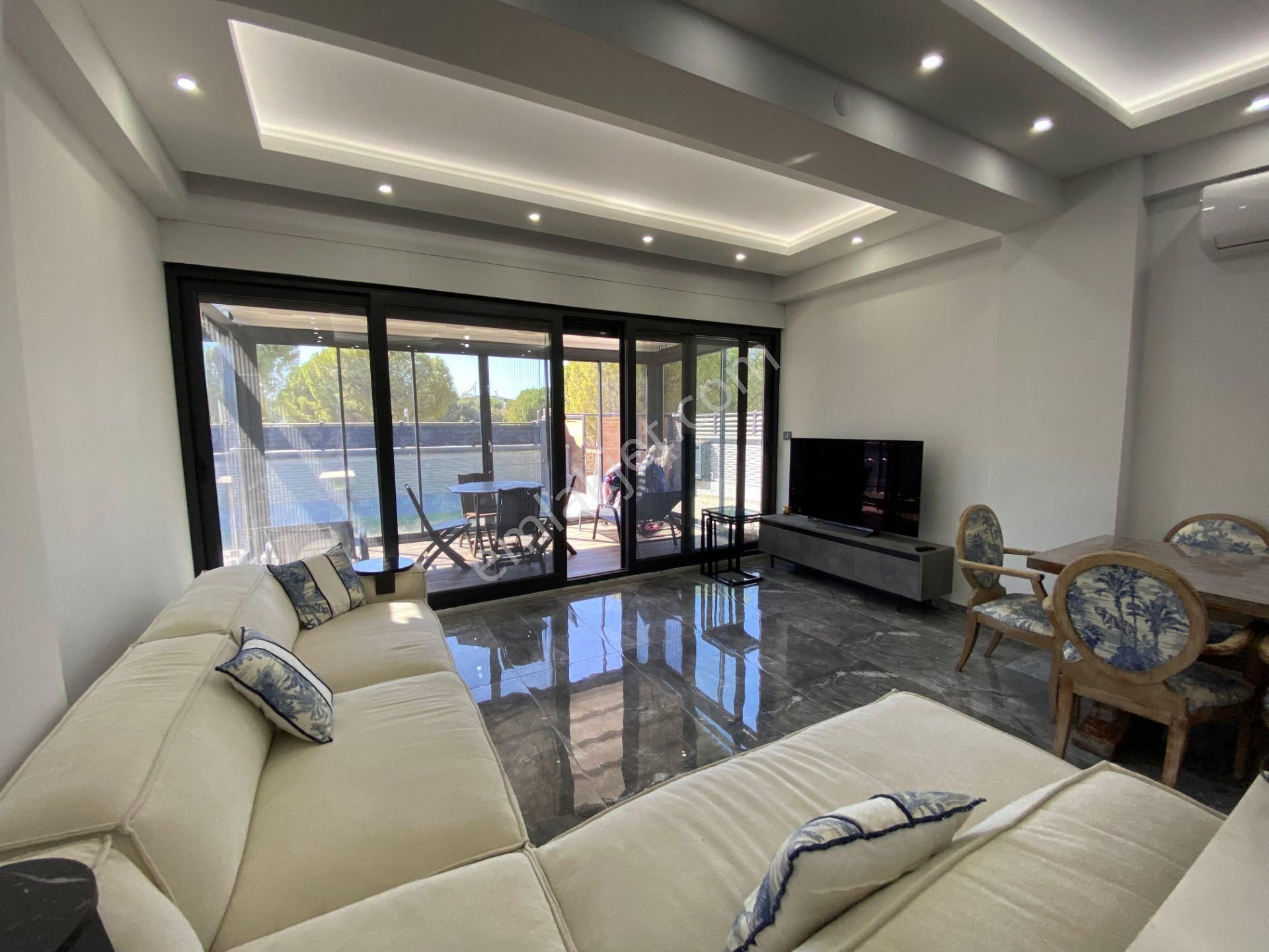 Didim Akbükte Denize 350 Metre 5+1 Havuzlu Yerden Isıtmalı Villa - Görsel 23