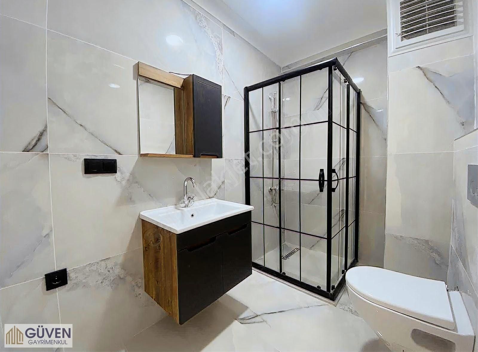 Marmaray Dibinde Satılık Lüks Ara Kat Daire Asansörlü - Görsel 9