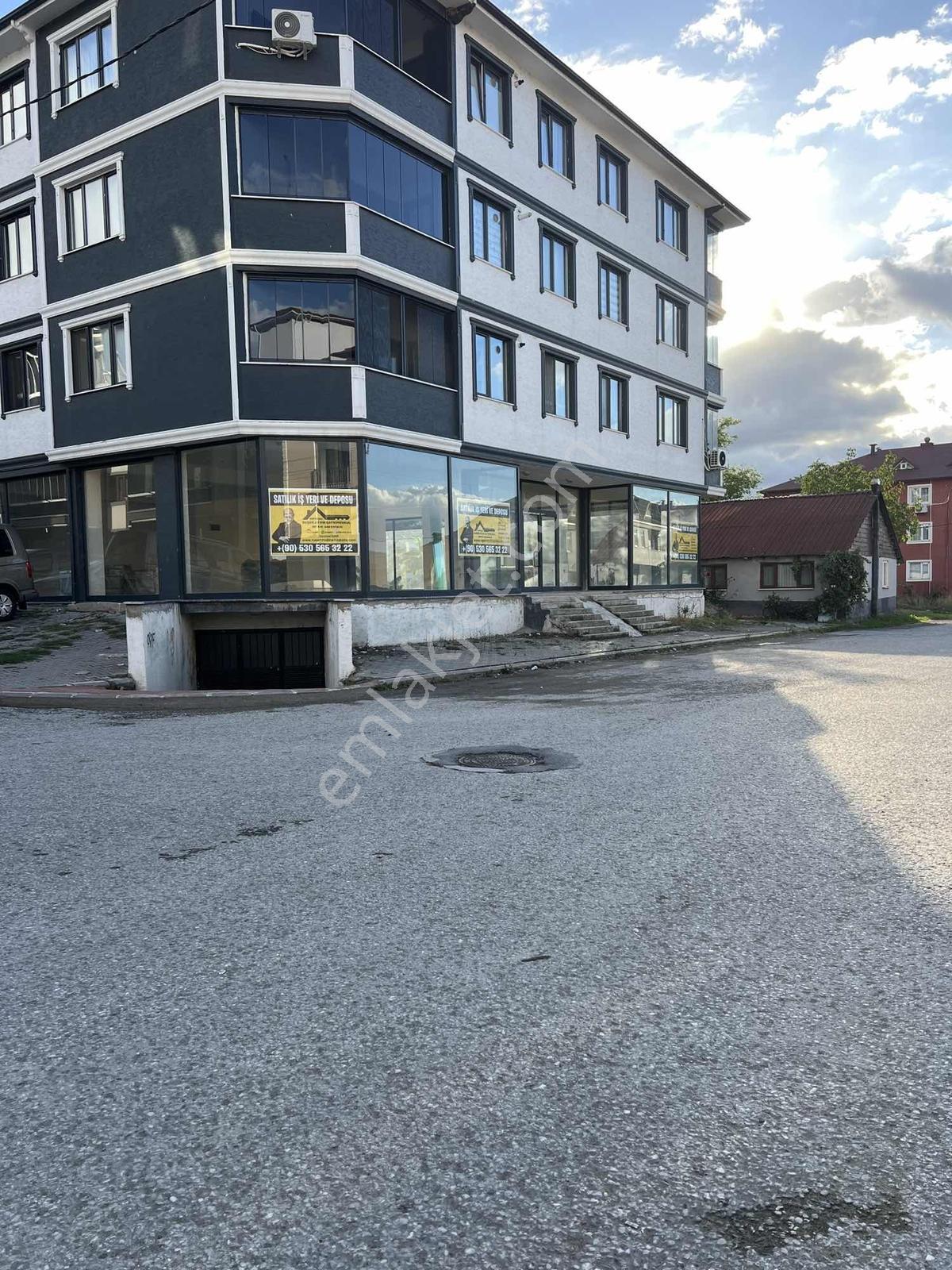 Ruşen Aydın Gyd'dan Kaynaşlı Merkezde Satılık İşyeri Ve Deposu - Görsel 20