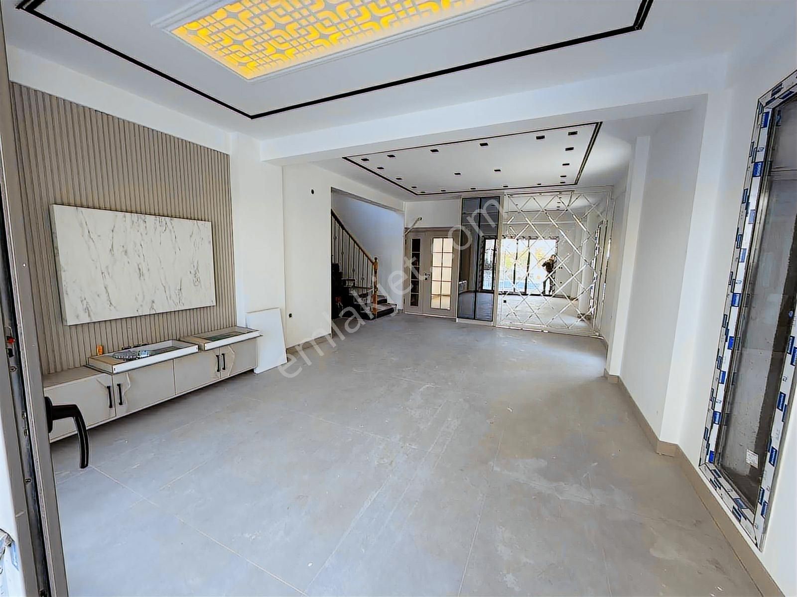 Davutlar**denize Yakın** 550 M2 Arsada Satılık Özel 5+1 Villa - Görsel 35