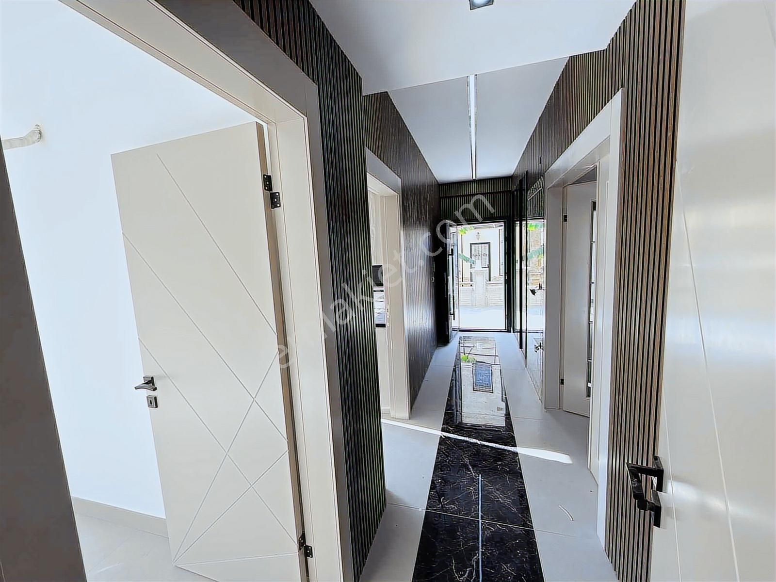 Davutlar**denize Yakın** 550 M2 Arsada Satılık Özel 5+1 Villa - Görsel 33