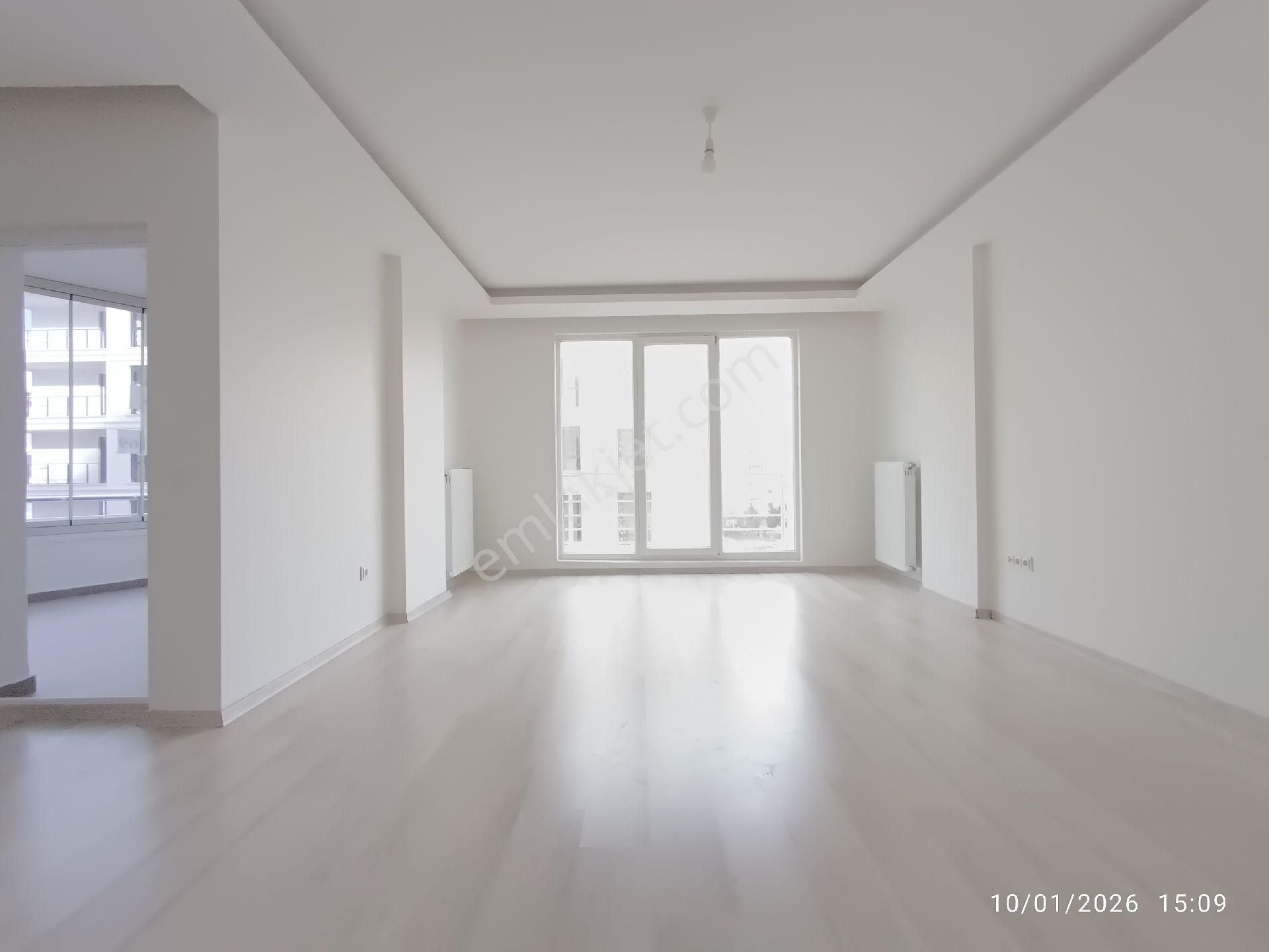 Truva/tramvaya 5dk İskanlı Arakat Cam Balkonlu Geniş - Görsel 2