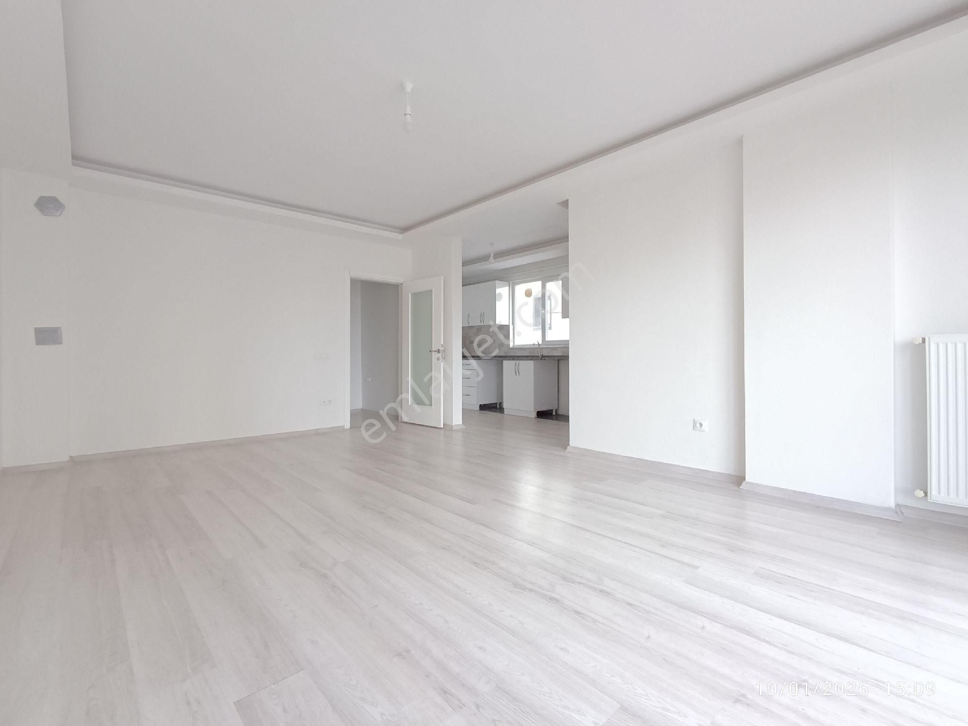 Truva/tramvaya 5dk İskanlı Arakat Cam Balkonlu Geniş - Görsel 3