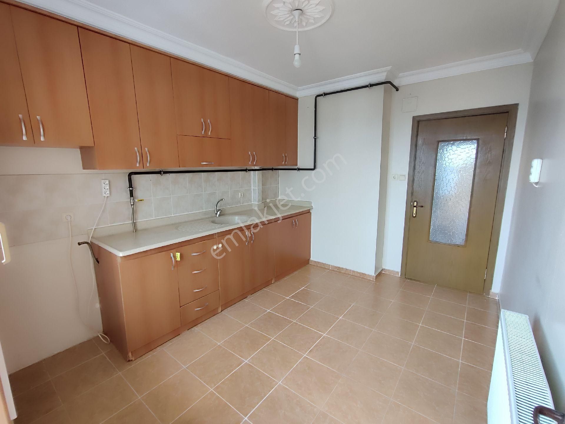 Çukurova Türkan Saylan Parkı Yanı 3+1 K.mutfak Kiralık Daire