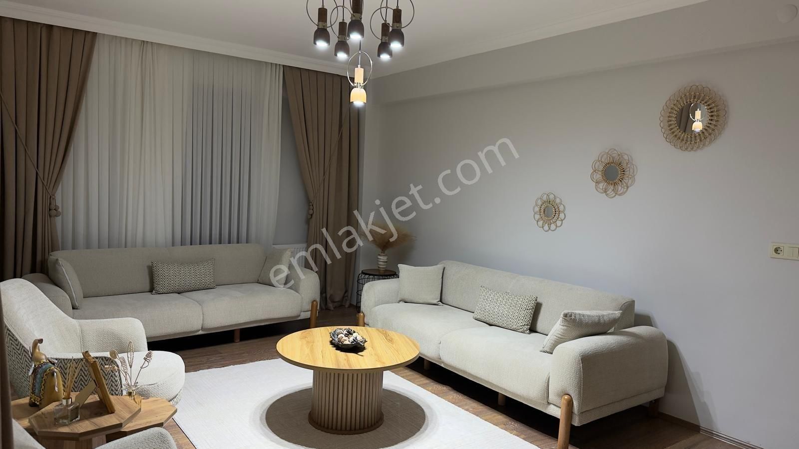 Serdivan'da Manzaralı Lüks 3+1