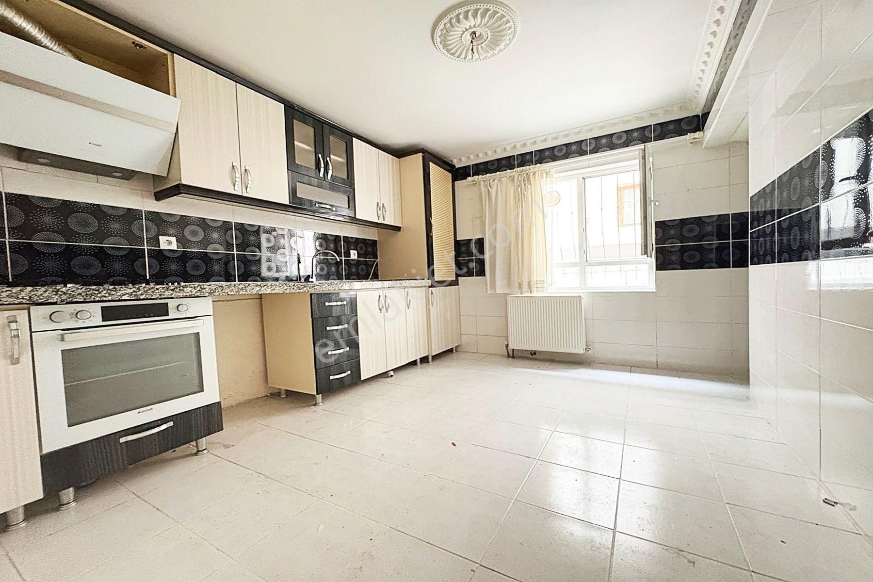 Yayla'da 3+1 Ankastreli Kot 1'de Asansörlü Kiralık Daire - Görsel 2