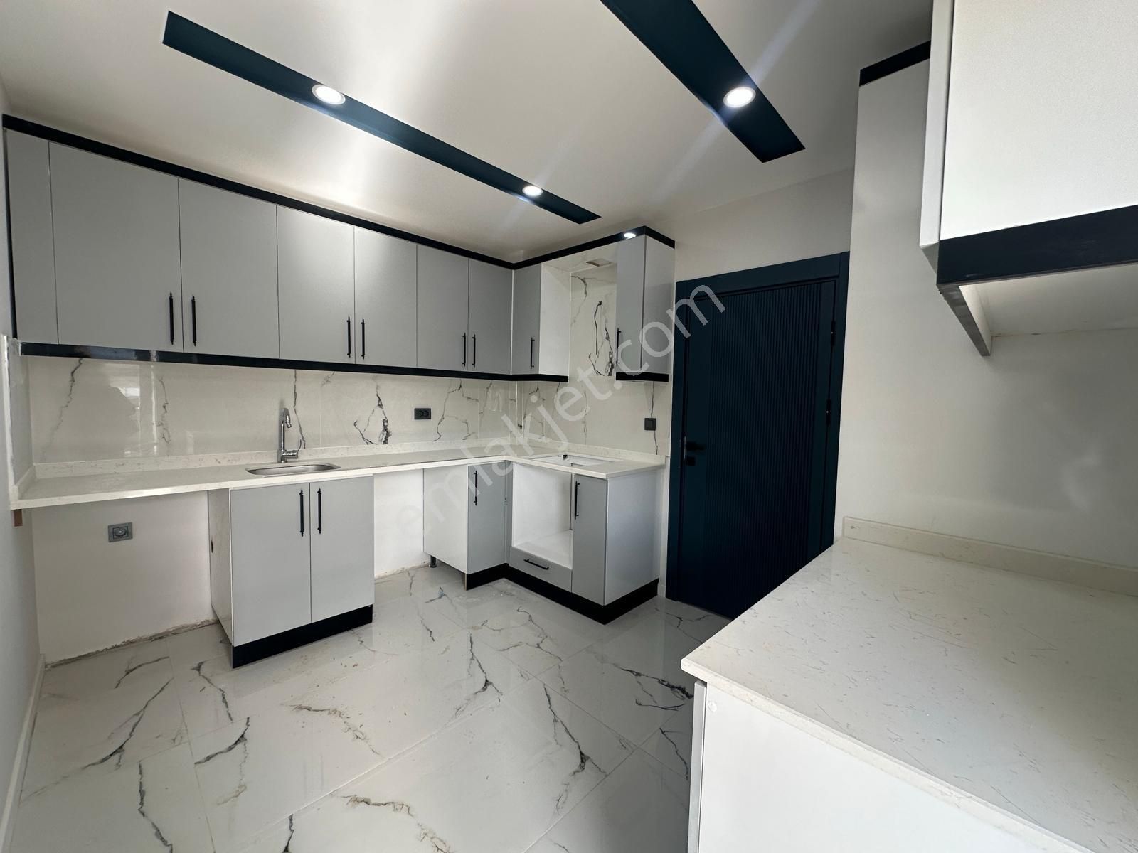 Ayanoğlu Mah. 2+1 Tramvay Dibi Sıfır Satılık Daireler - Görsel 2