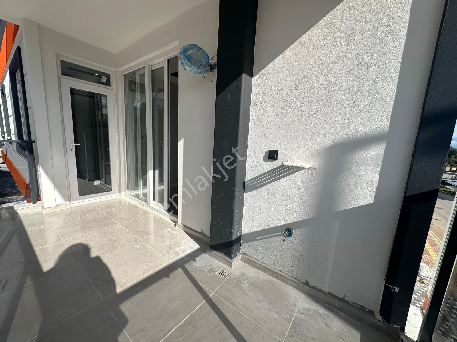 Ayanoğlu Mah. 2+1 Tramvay Dibi Sıfır Satılık Daireler - Görsel 18