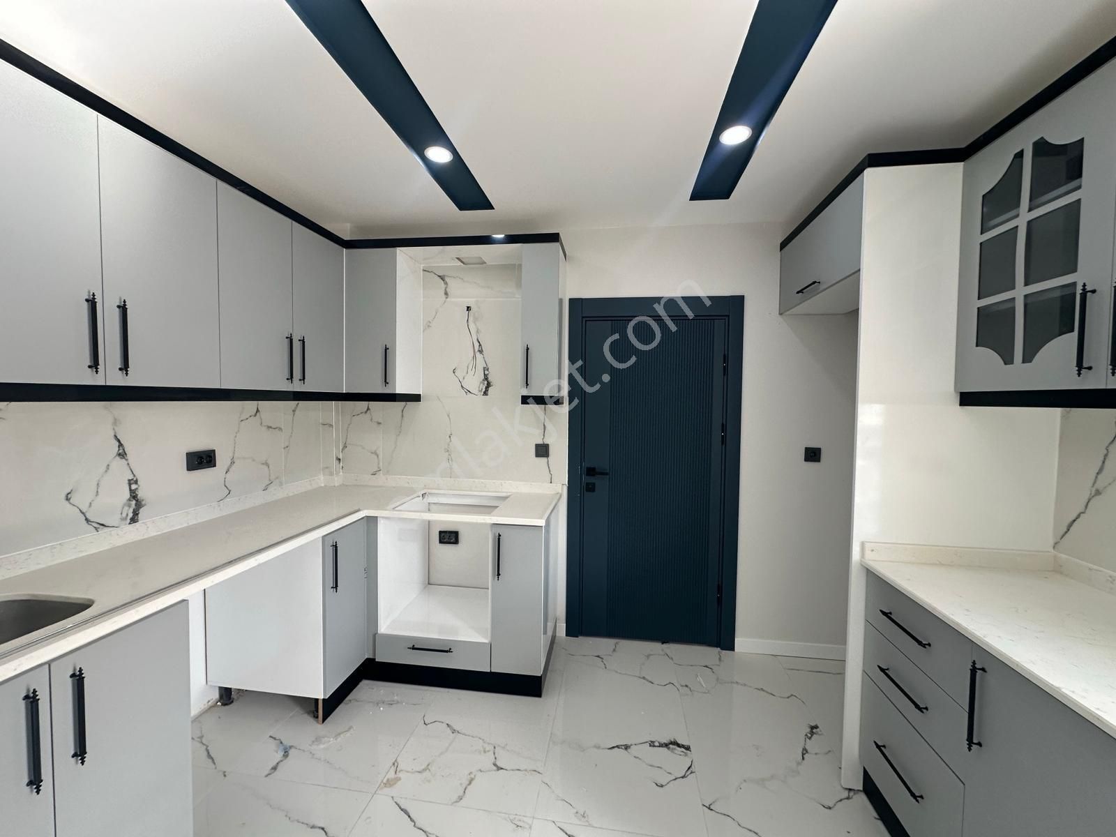 Ayanoğlu Mah. 2+1 Tramvay Dibi Sıfır Satılık Daireler