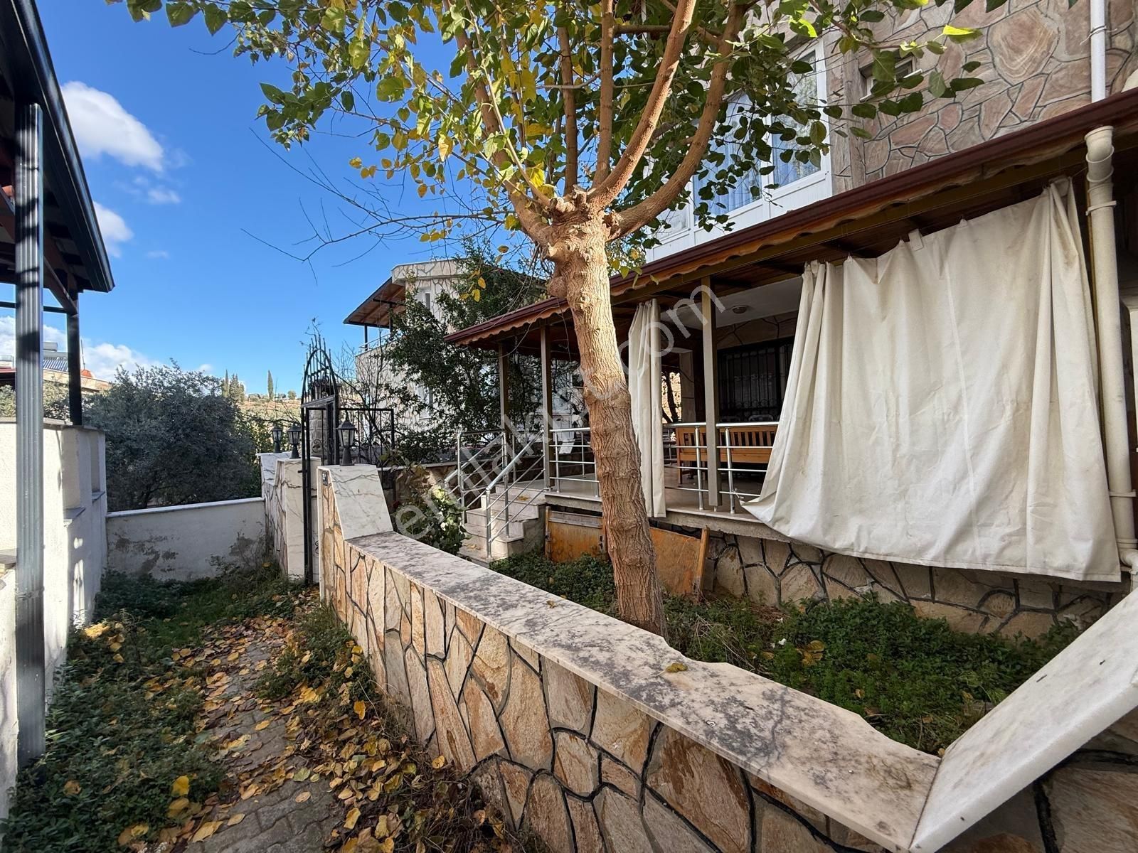 Kuşadası Davutlar Yolu Üzeri Genis Veranda 3+1 Manzaralı - Görsel 26