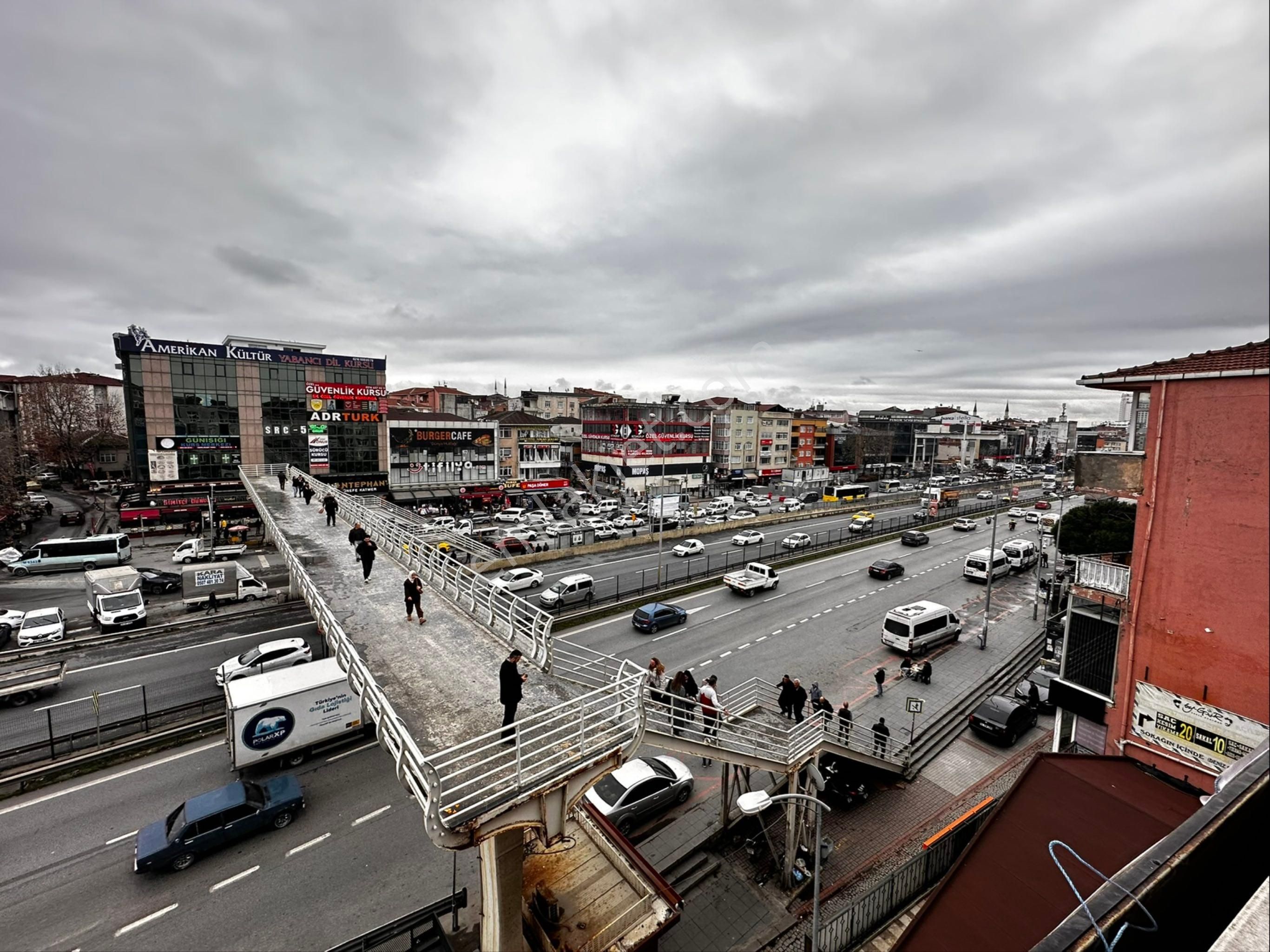 Pendik Kaynarca Köprüsünde Metro Önünde Satılık Dükkan - Görsel 6