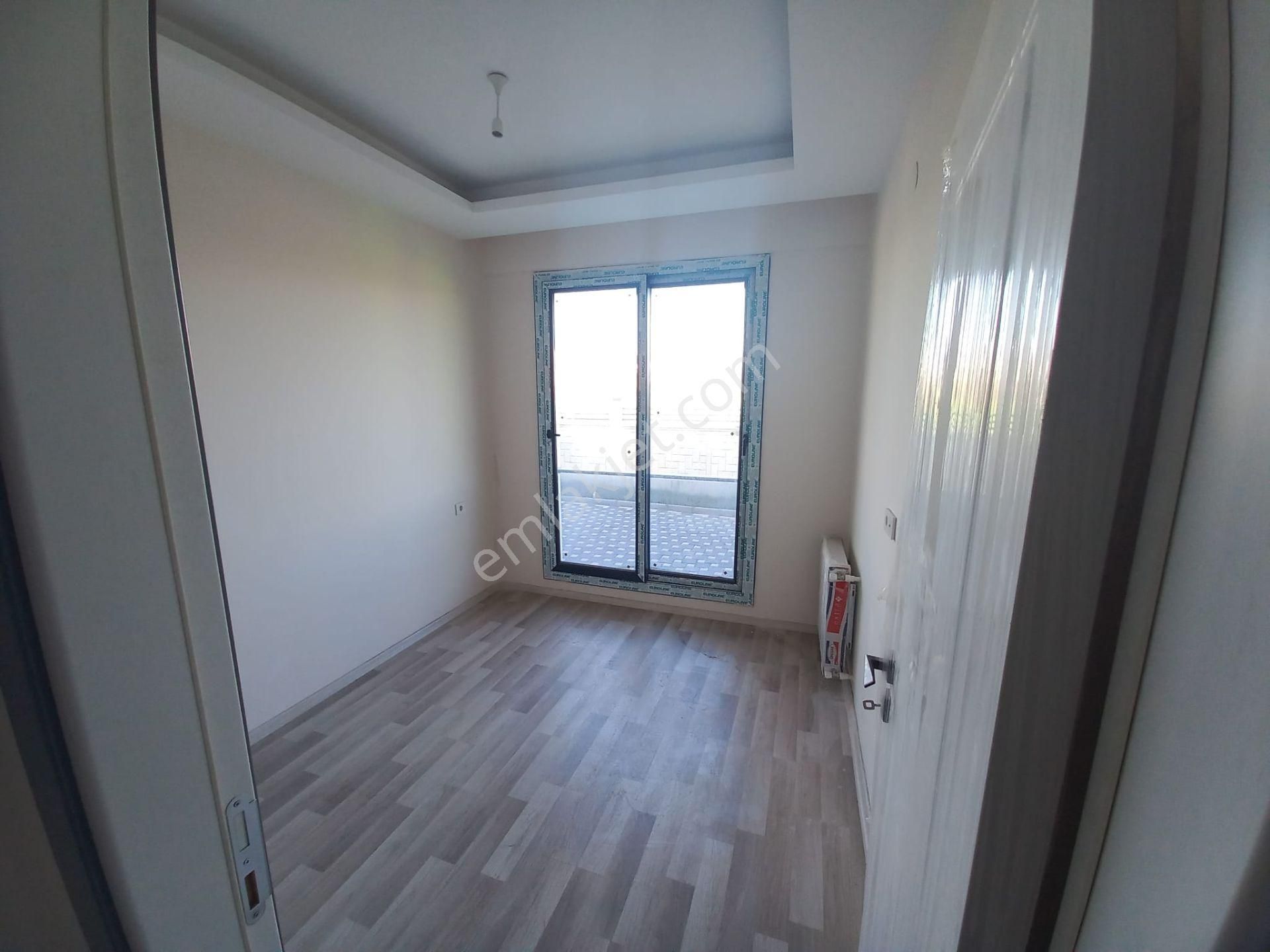 Turpa Lotustan Bahçelievler Florya Sitesinde Satılık Fırsat Daireler - Görsel 7