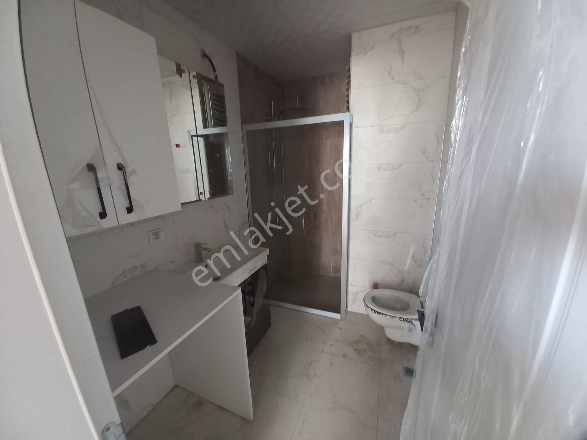 Turpa Lotustan Bahçelievler Florya Sitesinde Satılık Fırsat Daireler - Görsel 9