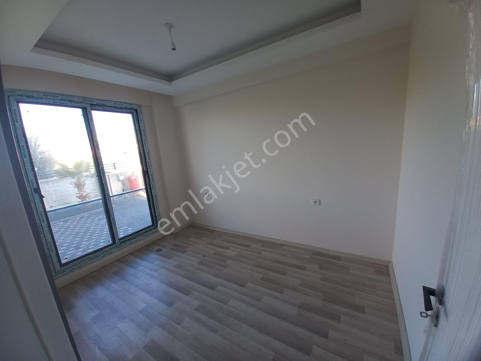 Turpa Lotustan Bahçelievler Florya Sitesinde Satılık Fırsat Daireler - Görsel 8