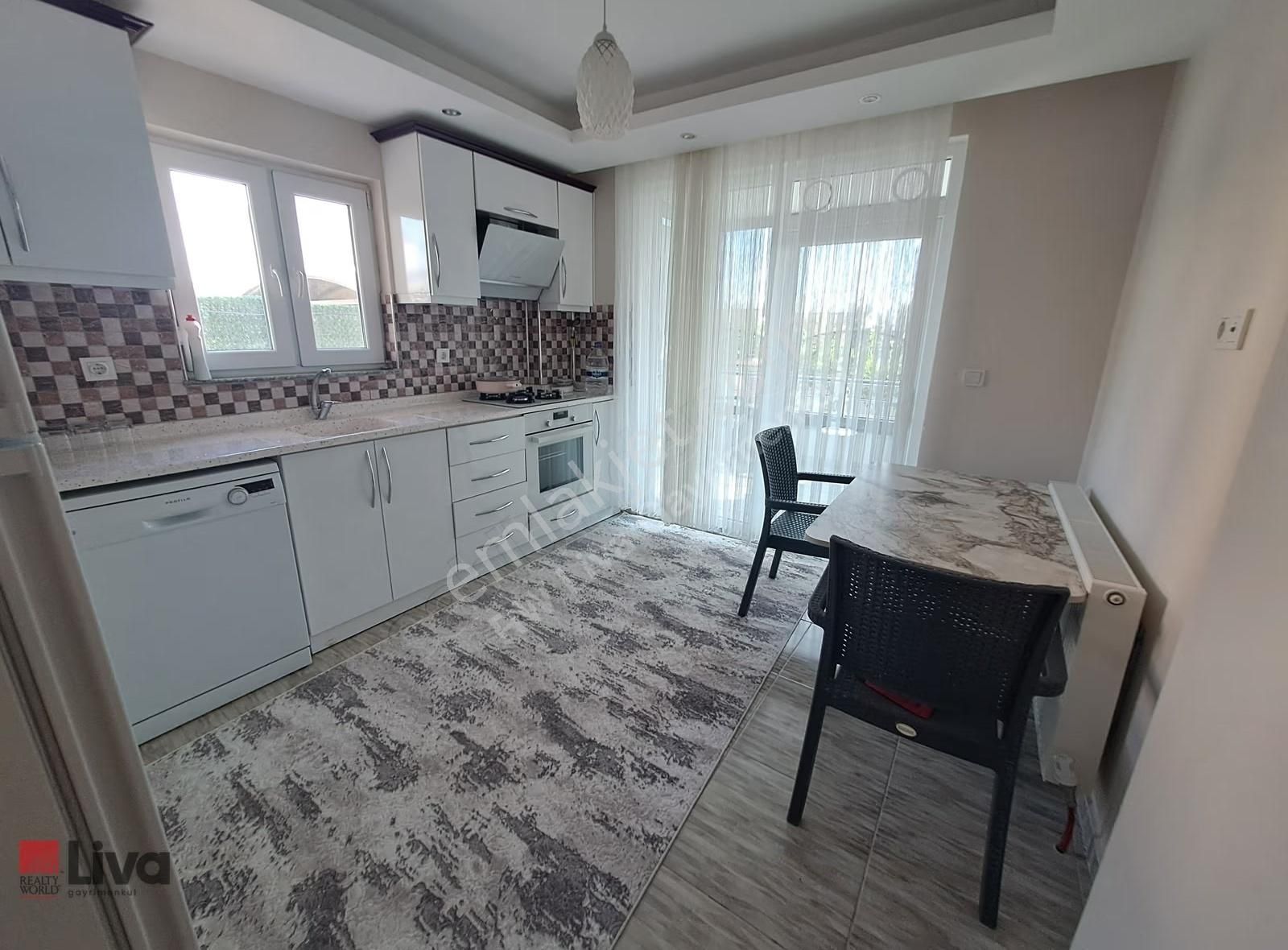 Ayşebacı'da Bahçeli Teraslı 4+1 Satılık Villa Fiyat Düştü!!! - Görsel 5