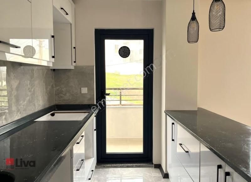 ▓liva'dan Sefaköy'de Kiralık 2+1 Daire▓ - Görsel 17