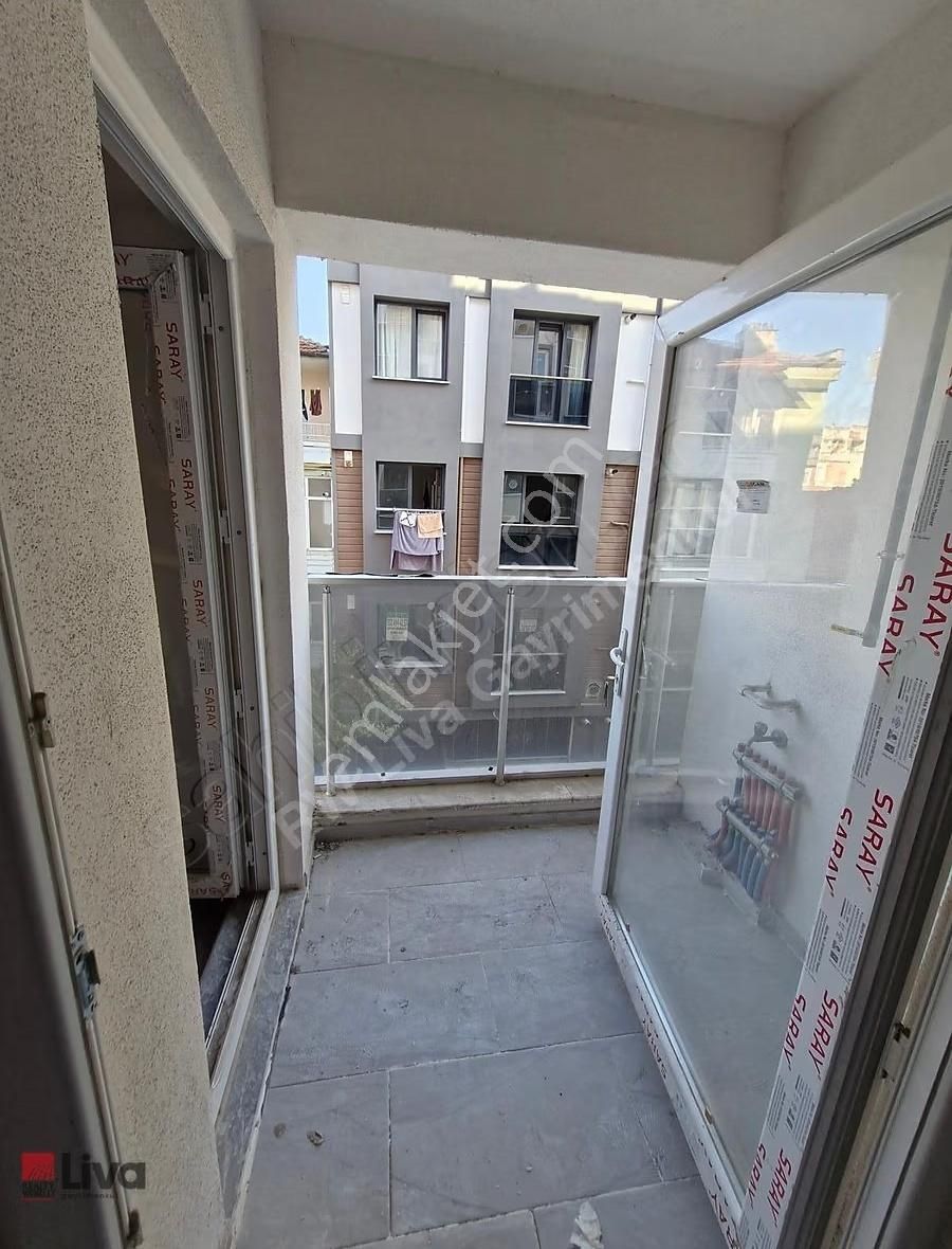 Rw Livadan Necati Eğitim Fakültesi Karşısı Satılık 2 + 1 Daire - Görsel 18