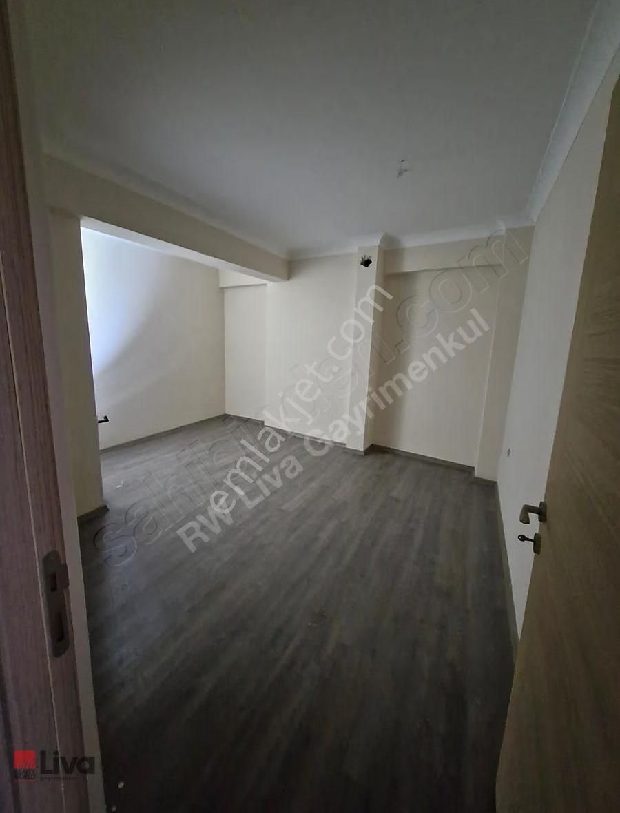Rw Livadan Necati Eğitim Fakültesi Karşısı Satılık 2 + 1 Daire - Görsel 19