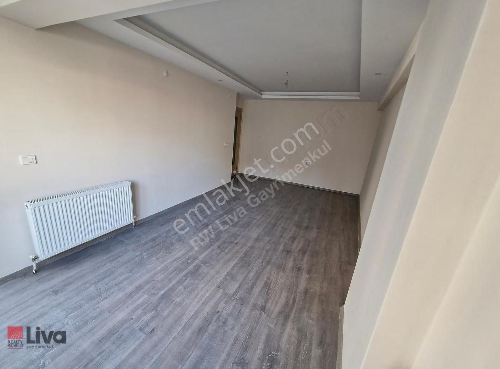 Rw Livadan Necati Eğitim Fakültesi Karşısı Satılık 2 + 1 Daire - Görsel 3