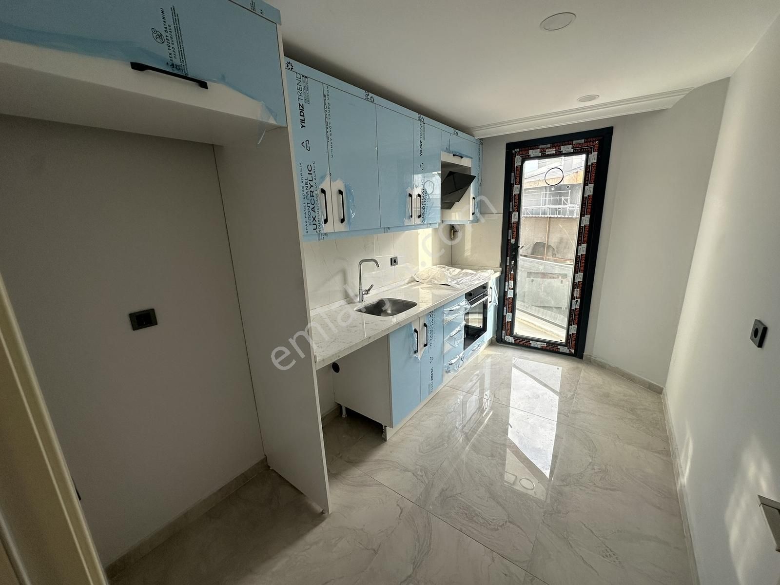 Şeref Emlak Lüx Yapılı Modern Satılık Daire 8,200,000 Tl