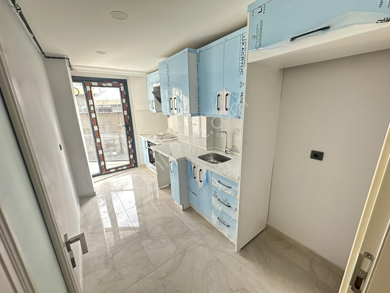 Şeref Emlak Lüx Yapılı Modern Satılık Daire 8,200,000 Tl - Görsel 5