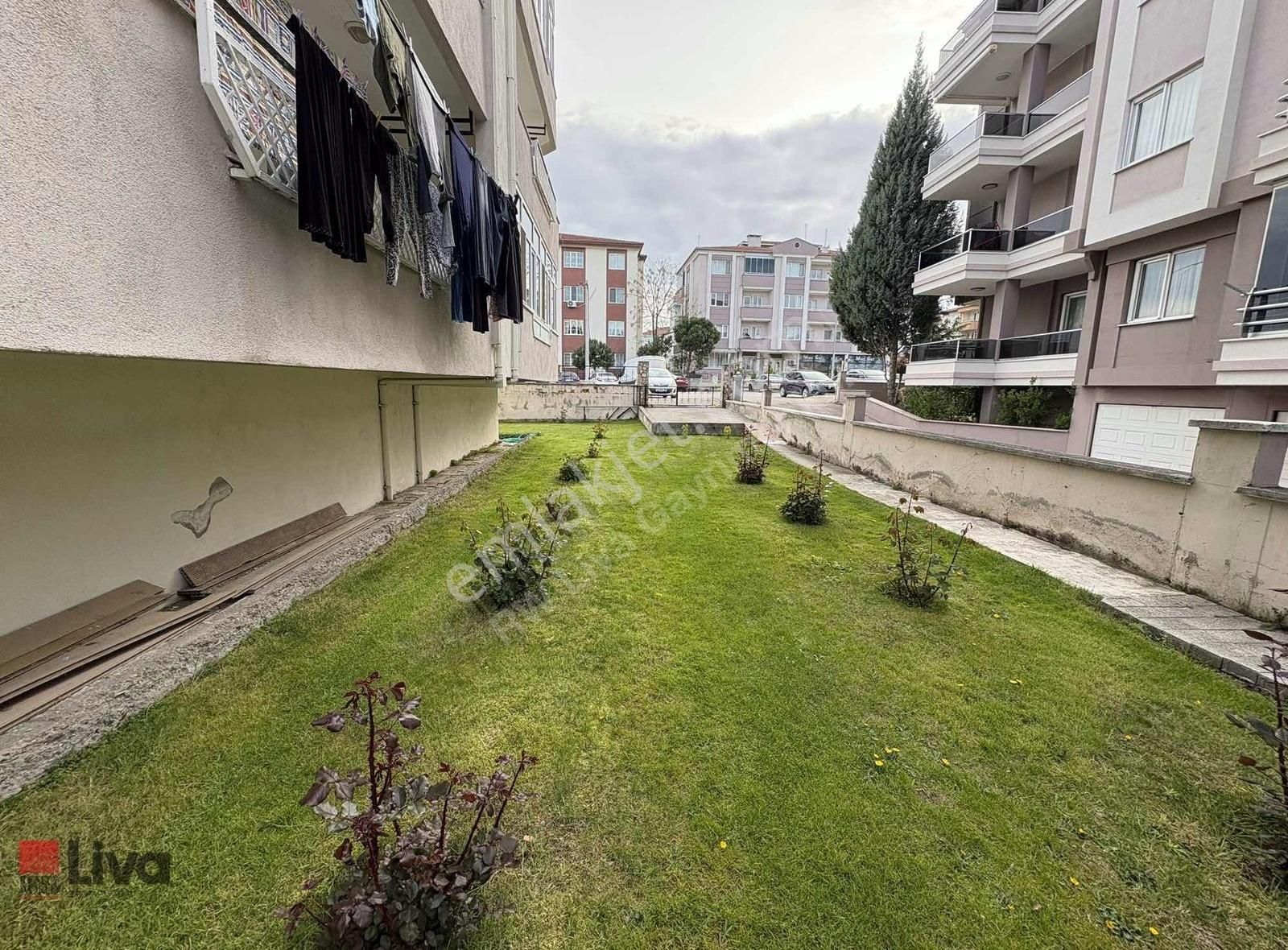 Liva'dan Bahçelievler Mahallesinde Satılık 3+1 Daire - Görsel 5