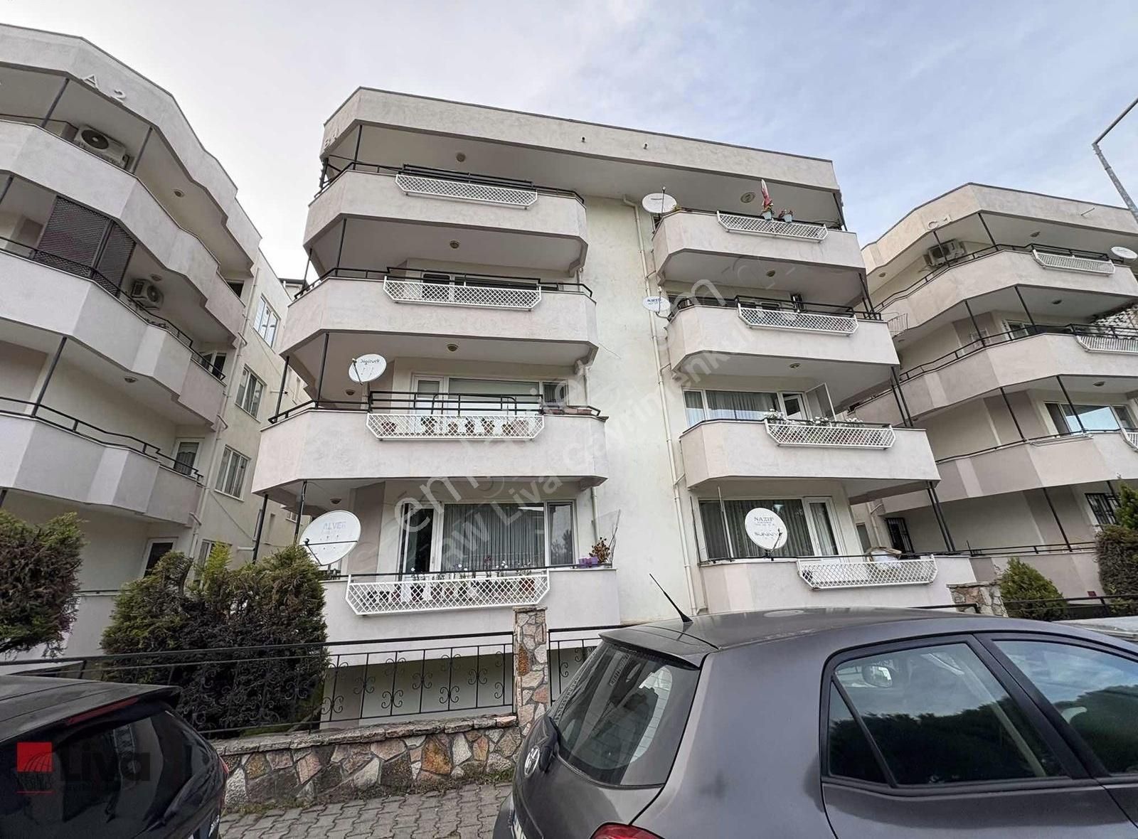 Liva'dan Bahçelievler Mahallesinde Satılık 3+1 Daire - Görsel 31