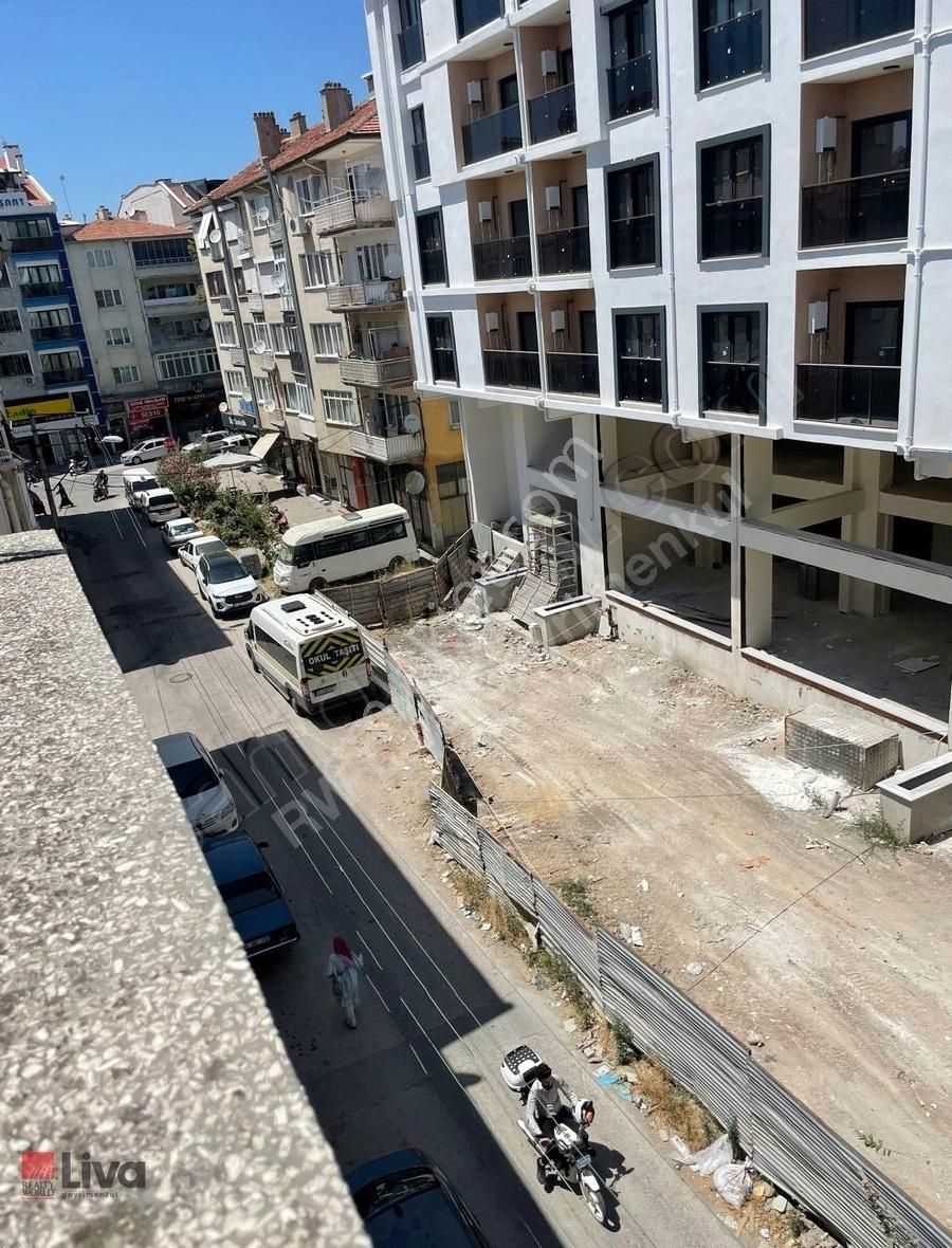 Rw Liva Dan Atatürk Mahallesinde 3+1 Kiralık Daire - Görsel 28